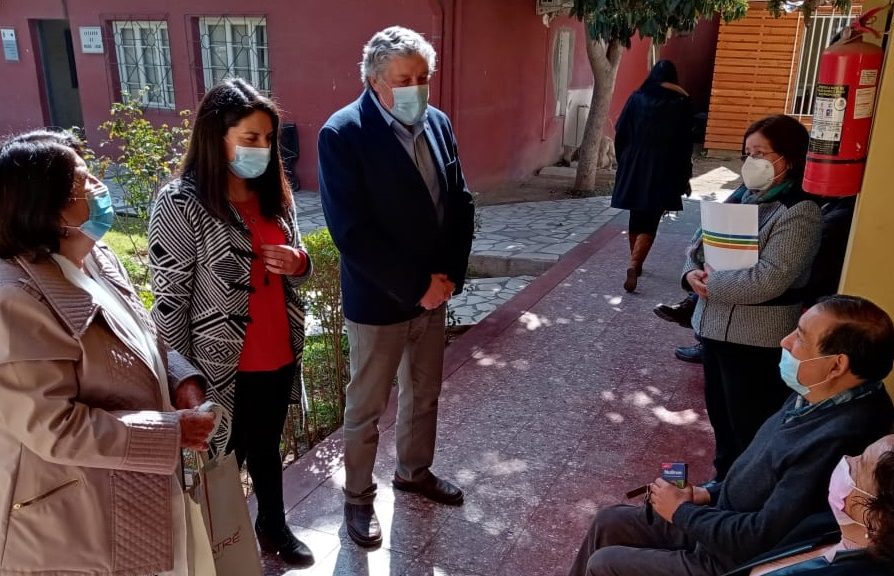 Delegación Provincial de San Felipe entregó Fondo SENAMA a organizaciones de Llay Llay