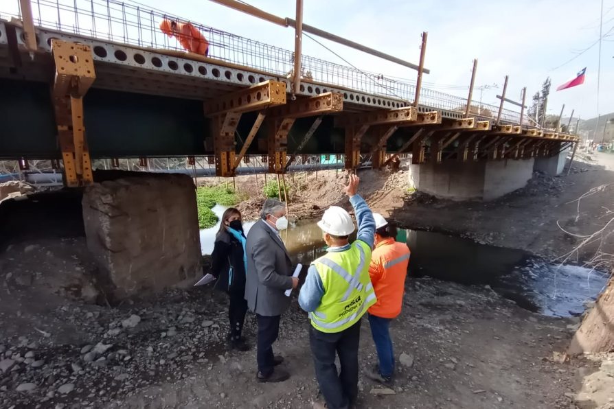 74 por ciento de avance registra nuevo puente El Molino en Llay Llay