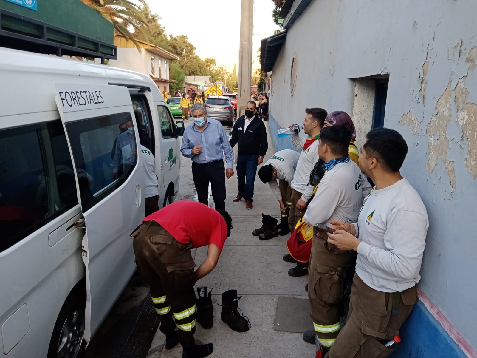 Delegado Presidencial de San Felipe destacó coordinación de equipos de emergencia en incendio de Cerro San José en Catemu