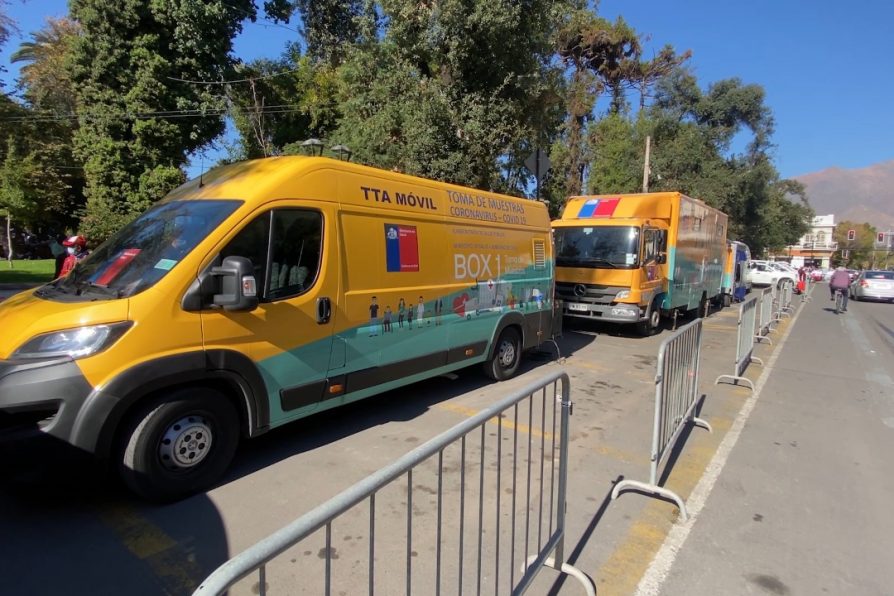 Tren TTA realizó más de 500 exámenes PCR en Plaza de Armas de San Felipe