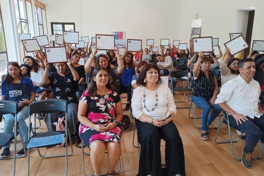 <strong>Delegada presidencial de San Felipe entrega certificación a emprendedores de Aconcagua a través de FOSIS</strong>