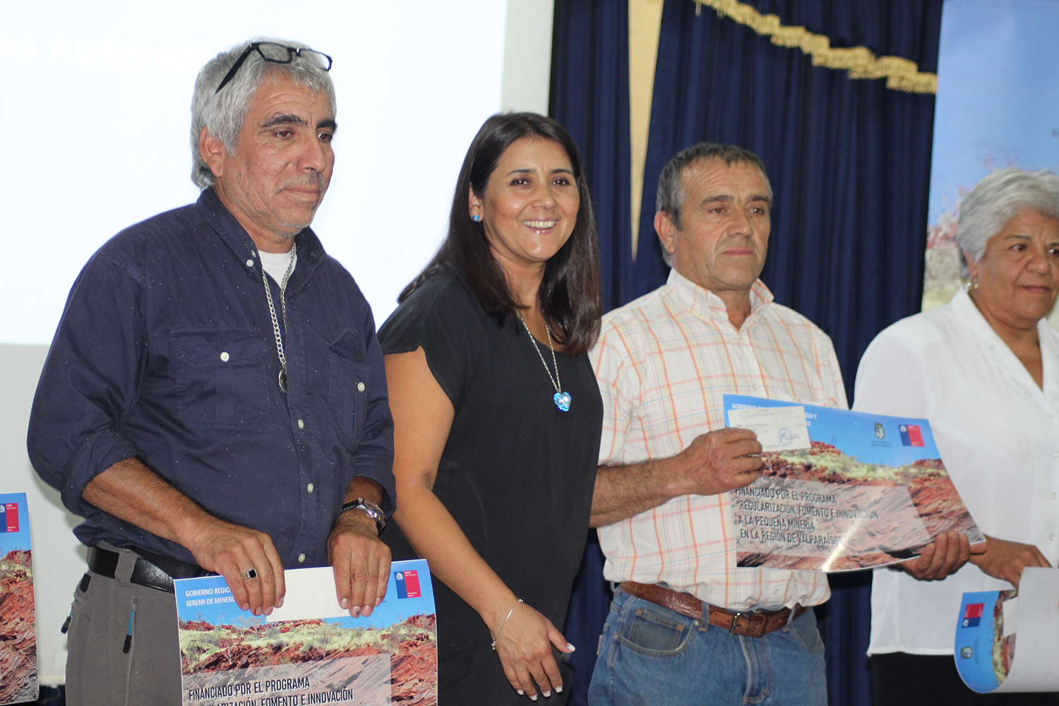 <strong>Delegada Presidencial, Director de Sernageomin y Seremi (s) de Minería entregan fondos a Asociaciones de Mineros y Pirquineros de los Valles de Aconcagua y Petorca</strong>