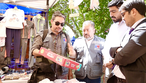 Autoridades realizan fiscalización en Feria Navideña del Juguete de San Felipe