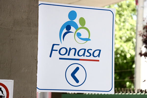 FONASA habilita venta de bonos y programas médicos en centro privado de San Felipe